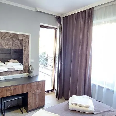 Апартамент Valencia Gardens & Studio,