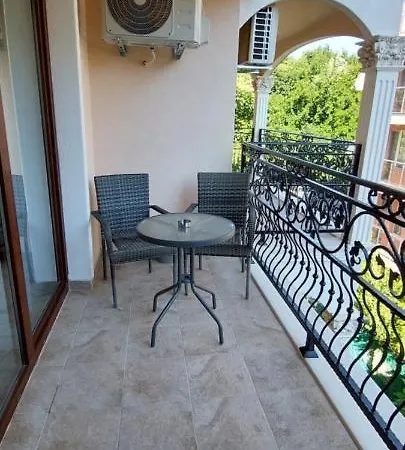Valencia Gardens & Studio, Несебър